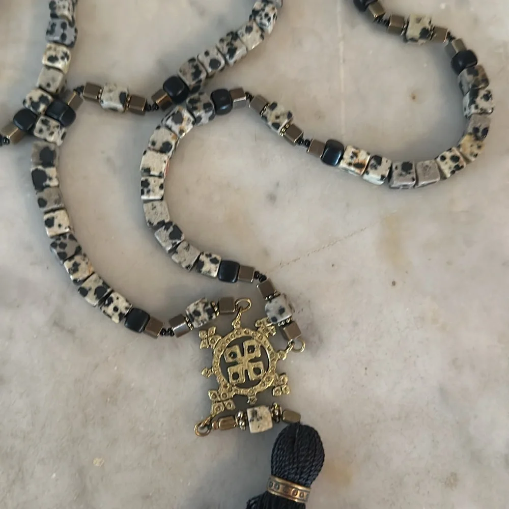 VSA Necklace - Picture 2 of 4